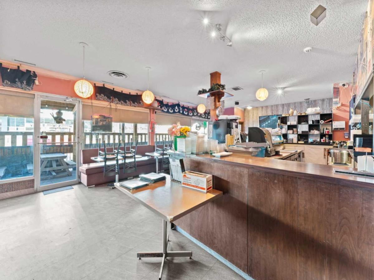 17 Ave & 14 St Japanese Restaurant Avenue SW Calgary AB T3C 1E2 MLS #A2265879 MLS #A2265879 image #0