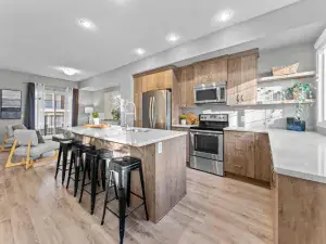 19, 15 Rocky Ridge Gate NW Calgary AB T3G 4P6 MLS #A2265163 broker reciprocity