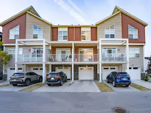 131 Saddlebrook Point NE Calgary AB T3J 0G3 MLS #A2259346 broker reciprocity