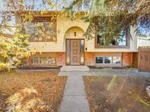 80 Creekside Drive SW Calgary AB T1T 1Z1 MLS #A2255162 broker reciprocity