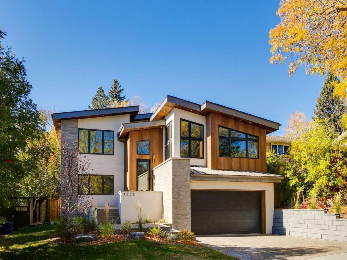 Charleswood MLS #A2266600 image #0