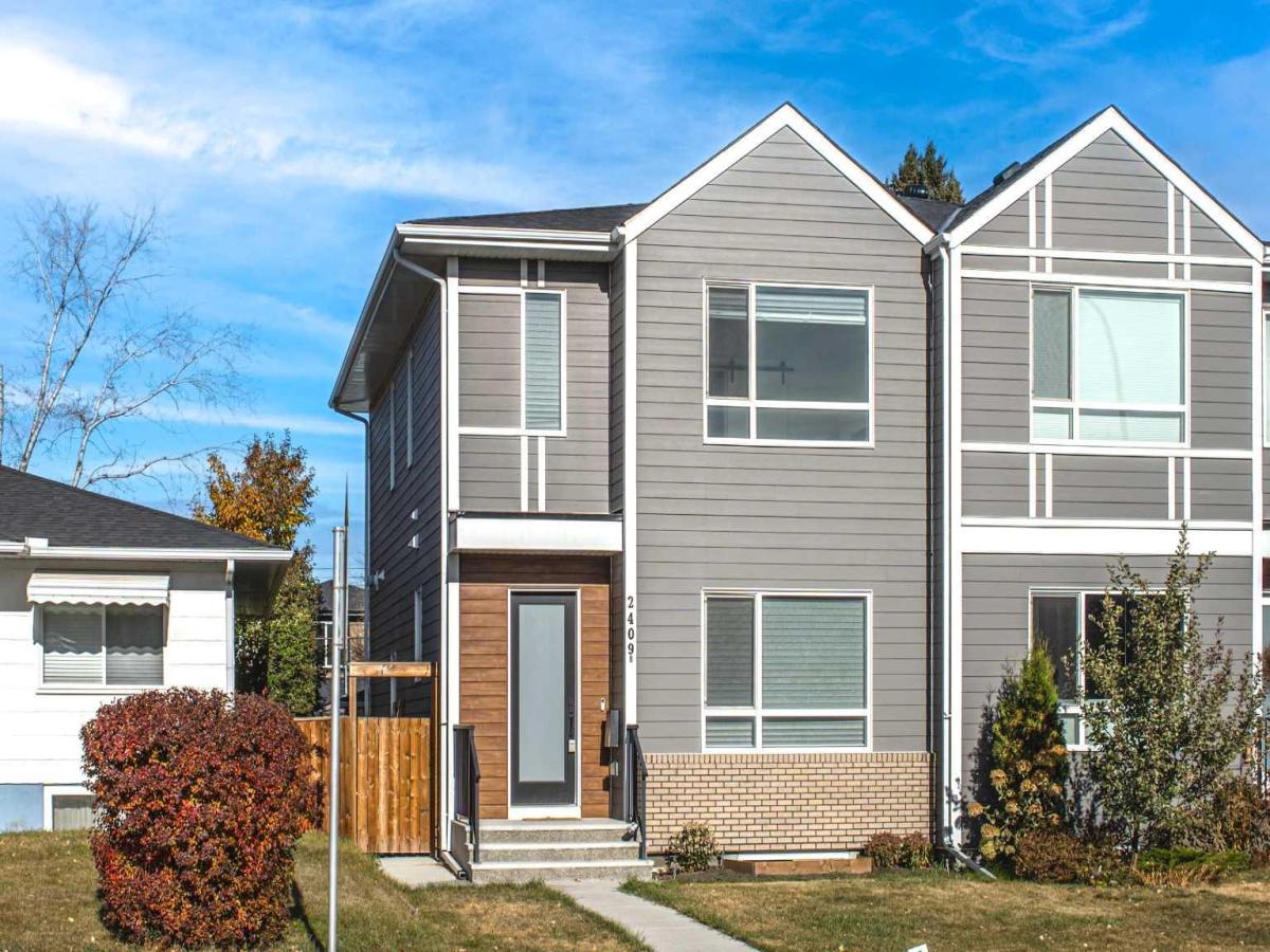 2409B Richmond Road SW Calgary AB T2T 5E5 MLS #A2266633 MLS #A2266633 image #0
