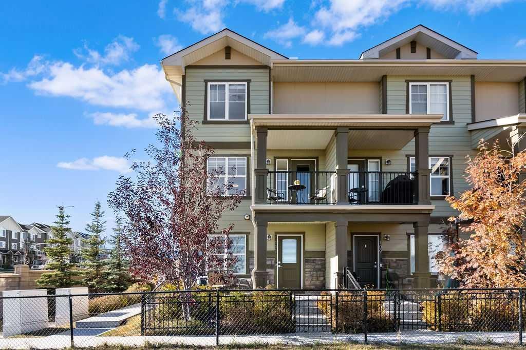 111 Evanscrest Gardens NW Calgary AB T3P 0S1 MLS #A2266828 MLS #A2266828 image #0