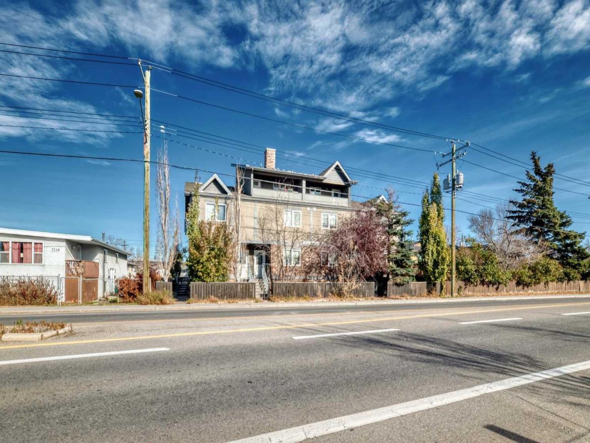 7716 bowness Road NW Calgary AB T3B 0H1 MLS #A2266883 MLS #A2266883 image #0