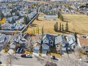 186 Harvest Rose Circle NE Calgary AB T3K 4M7 MLS #A2228128 broker reciprocity