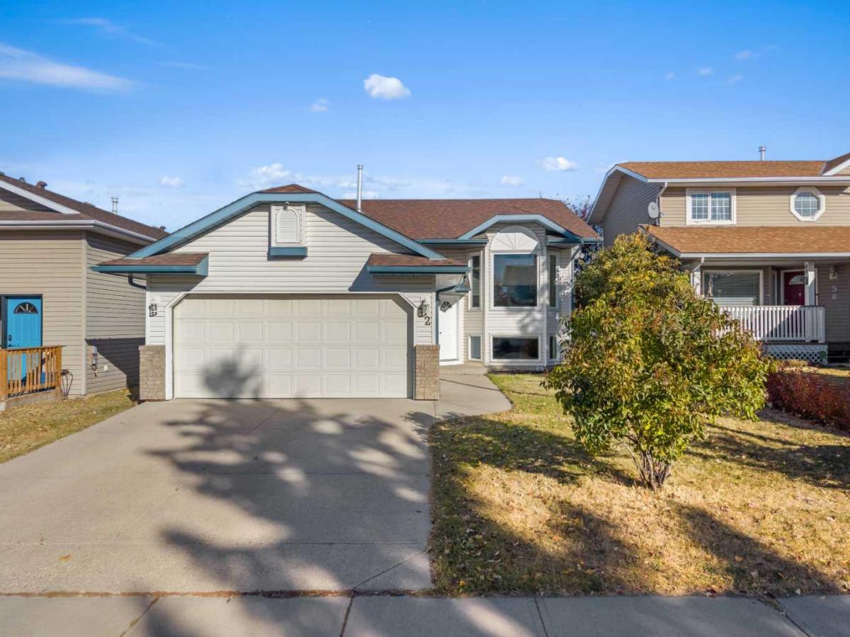 62 Elsmore Place SE Airdrie AB T4B 2G2 MLS #A2267079 MLS #A2267079 image #0