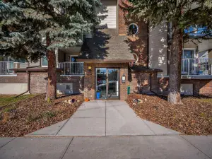703, 1202 13 Avenue SW Calgary AB T3C 0T1 MLS #A2250146 broker reciprocity