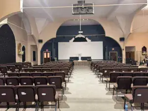 2, 1133 17 Avenue NW Calgary AB T2M 0P6 MLS #A2184464 broker reciprocity