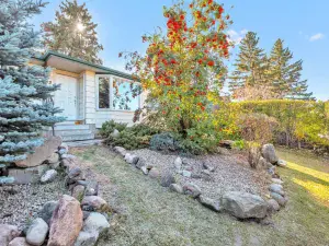 122 Erin Woods Circle SE Calgary AB T2B 3E1 MLS #A2240269 broker reciprocity