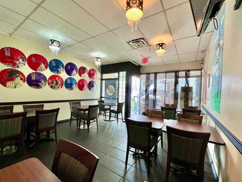 920 36 Street NE Calgary AB T2A 6L8 MLS #A2268347 MLS #A2268347 image #0