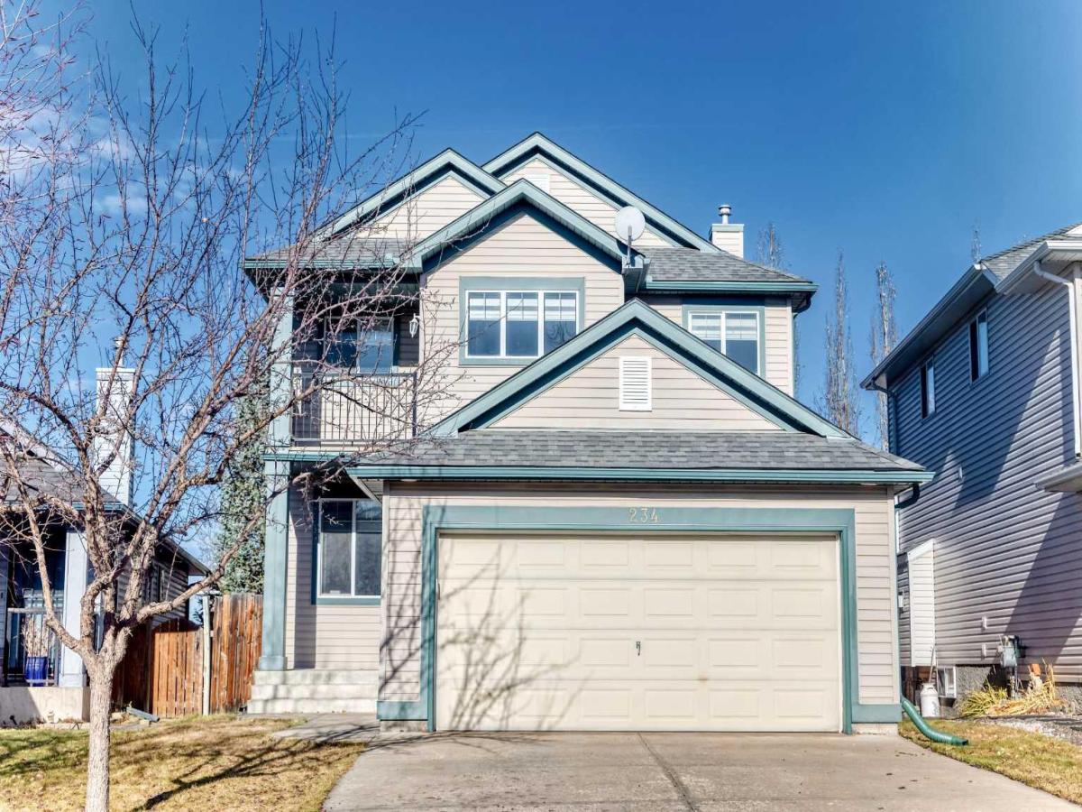 234 Millview Gardens SW Calgary AB T2Y 4A7 MLS #A2268395 MLS #A2268395 image #0