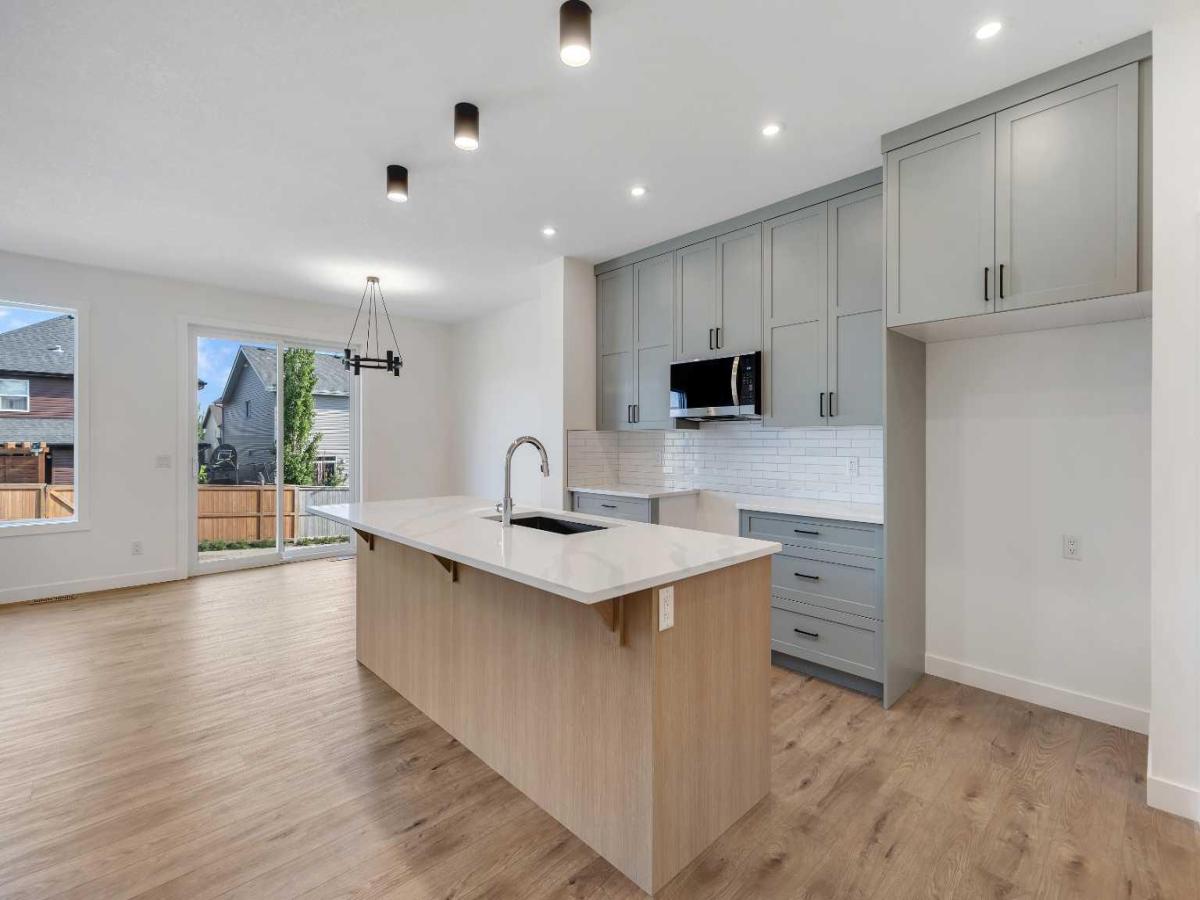 MLS #A2268456 image #0