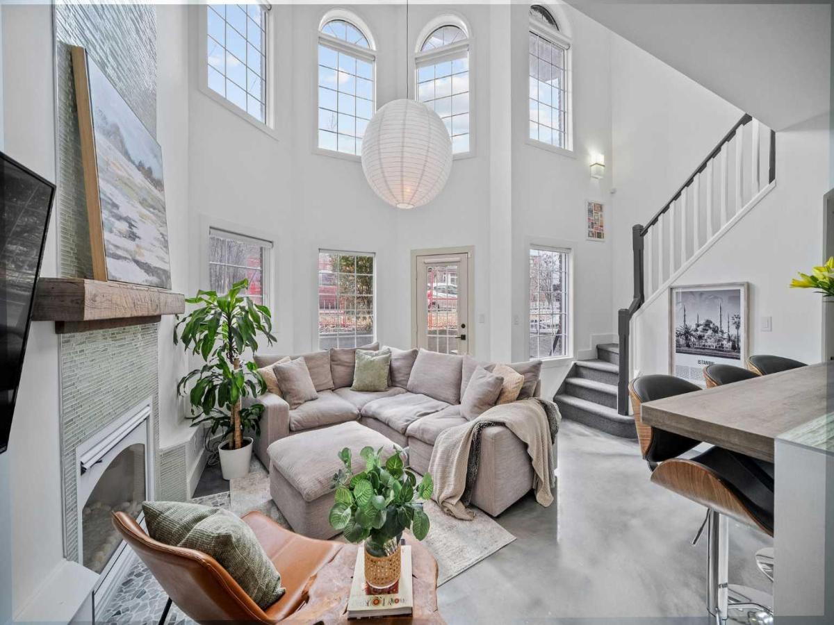 103, 916 19 Avenue SW Calgary AB T2T 0H7 MLS #A2269008 MLS #A2269008 image #0