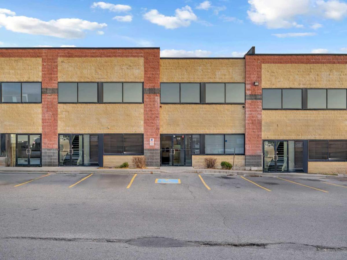 115, 55 Westwinds Crescent NE Calgary AB T3J5H2 MLS #A2270106 MLS #A2270106 image #0