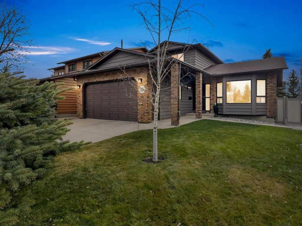 31 Edforth Way NW Calgary AB T3A 3V5 MLS #A2270442 MLS #A2270442 image #0