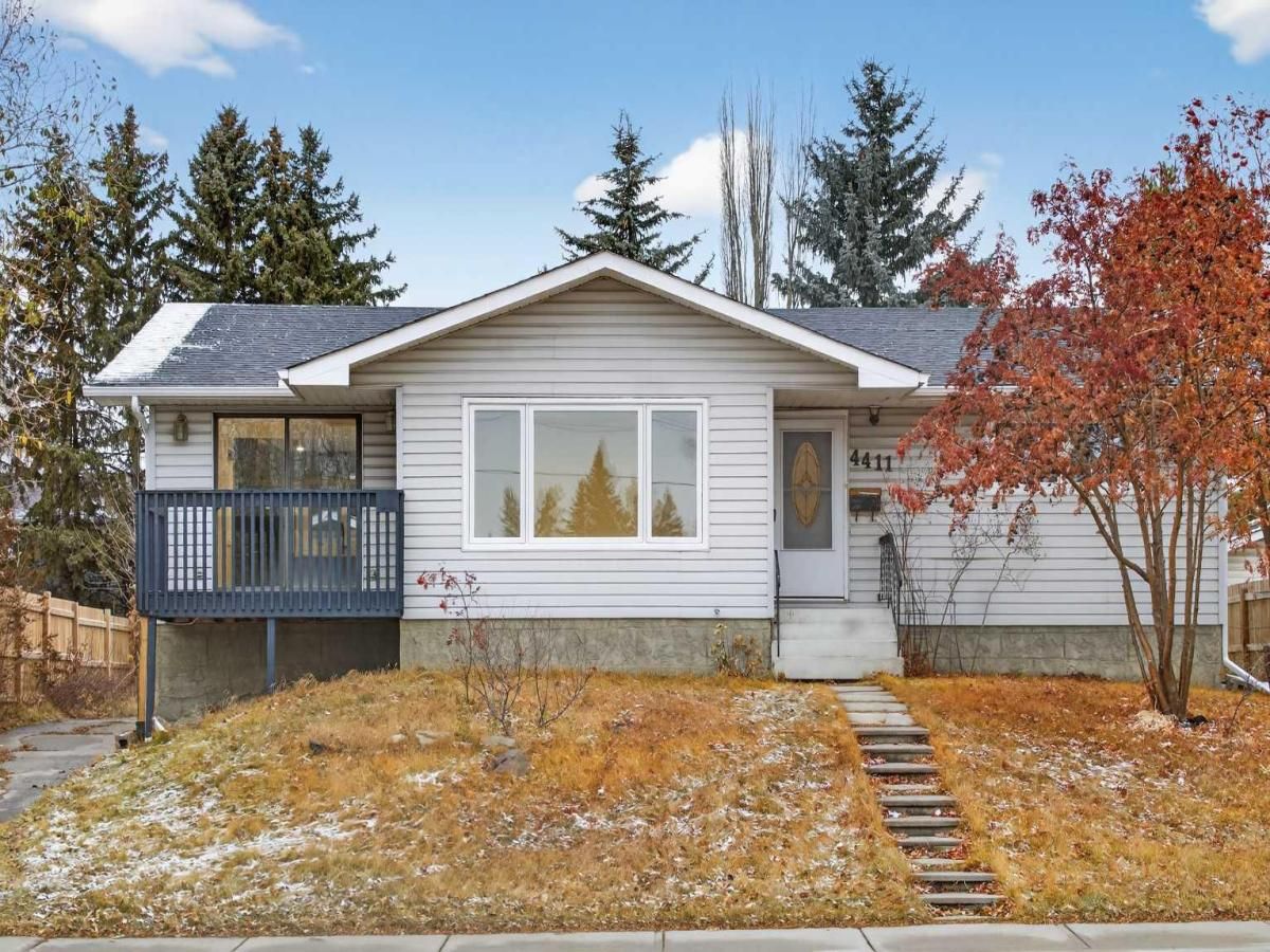 4411 53 Street NW Calgary AB T3A 1V5 MLS #A2271050 MLS #A2271050 image #0