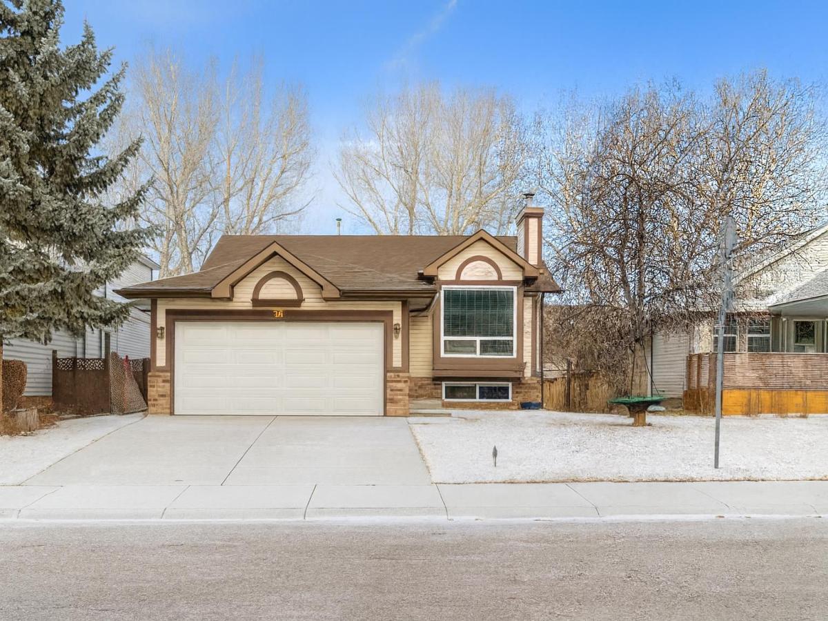 36 Riverview Drive Cochrane AB T4C 1K1 MLS #A2271323 MLS #A2271323 image #0