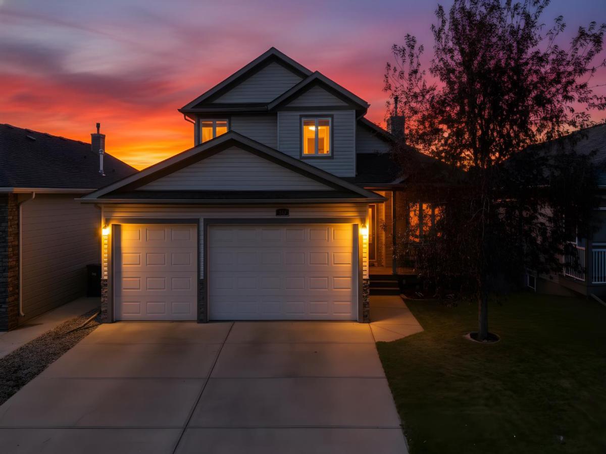 100 Hillcrest Boulevard Strathmore AB T1P 0A4 MLS #A2271757 MLS #A2271757 image #0