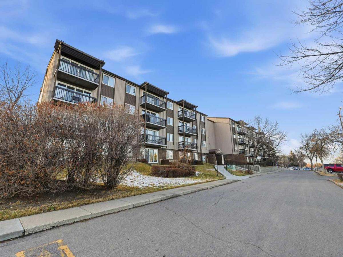 492, 8948 Elbow Drive SW Calgary AB T2V 0H9 MLS #A2272049 MLS #A2272049 image #0