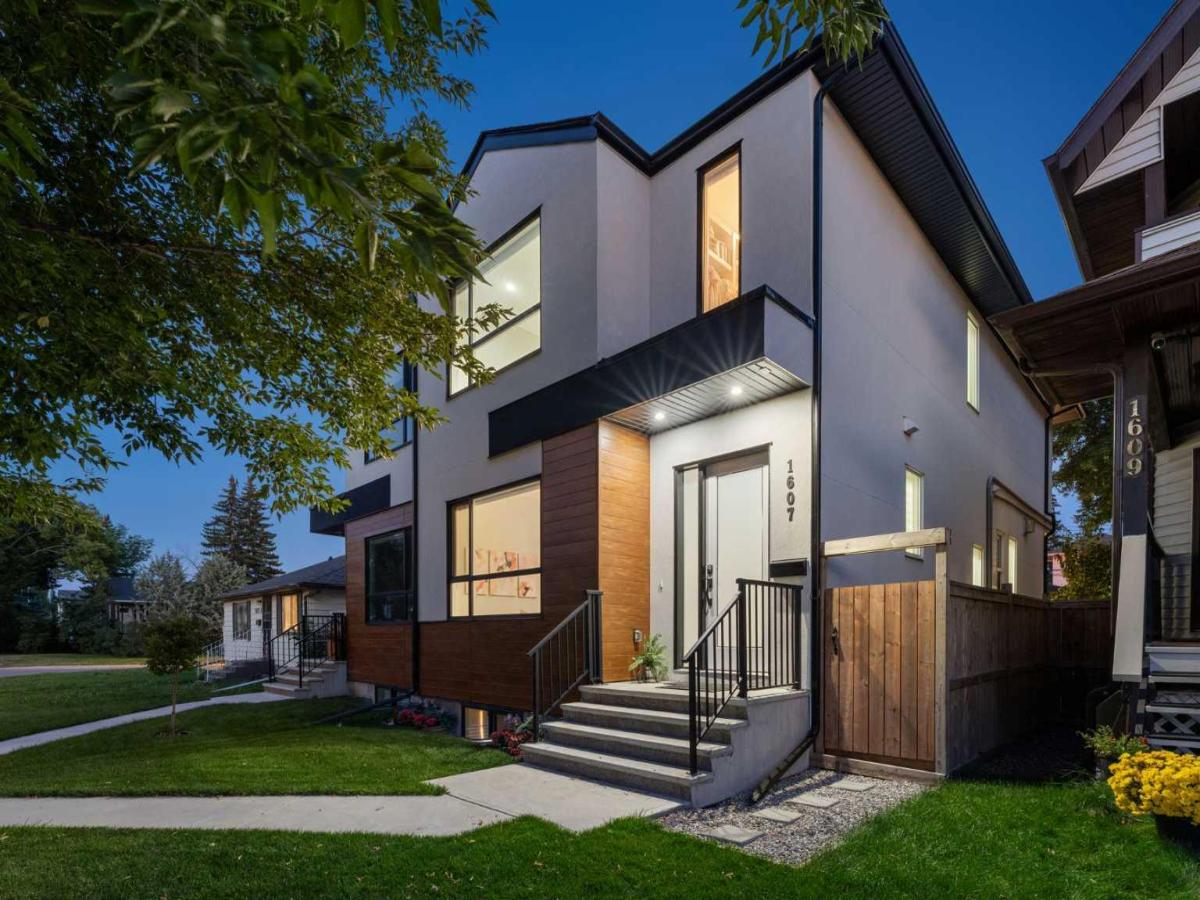 MLS #A2272146 image #0