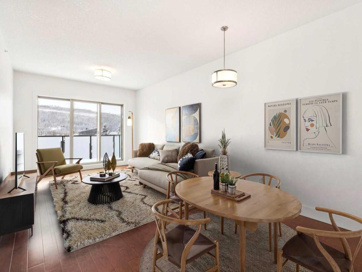 416, 1899 45 Street NW Calgary AB T3B 4S3 MLS #A2272178 MLS #A2272178 image #0