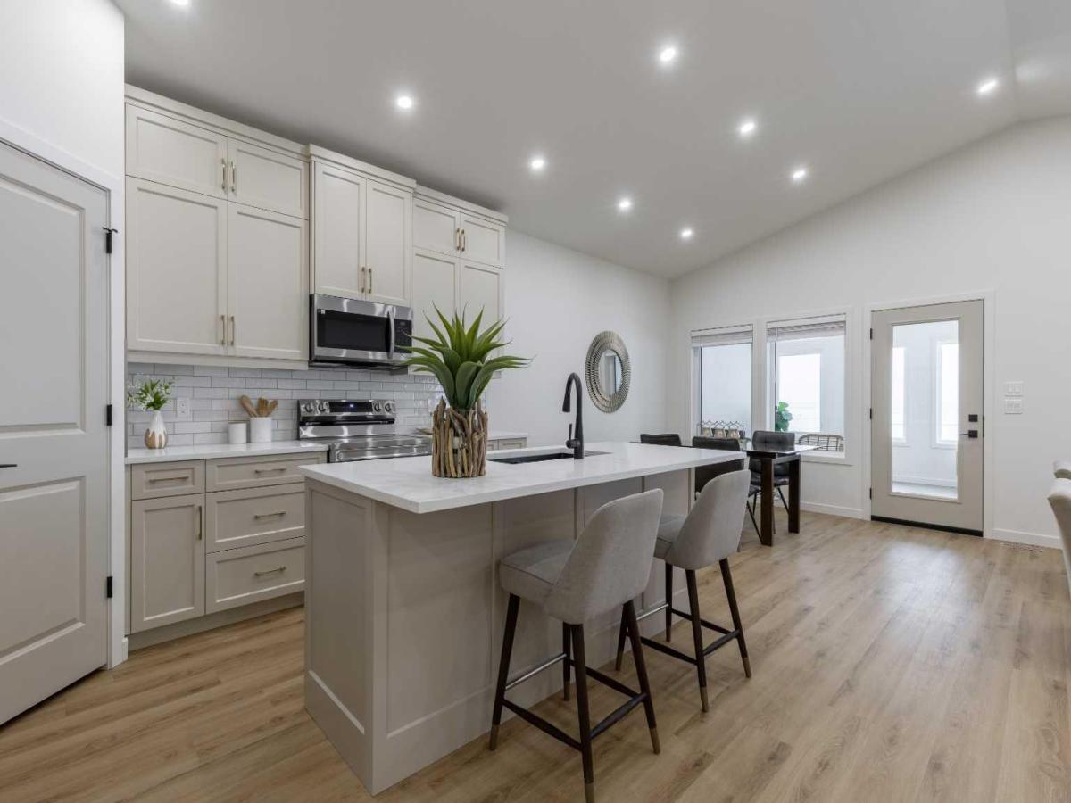 MLS #A2272560 image #0