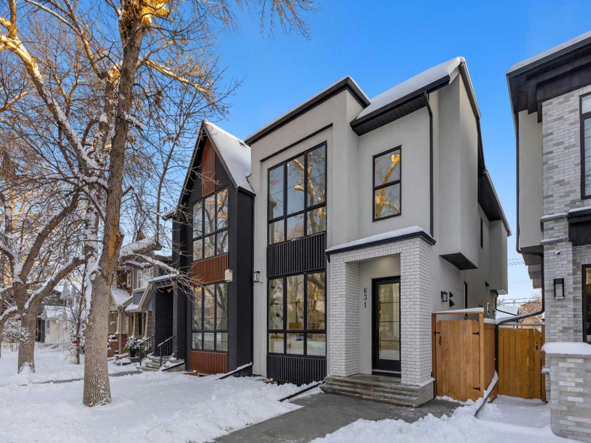 Calgary North West Houses MLS #A2272608 image #0