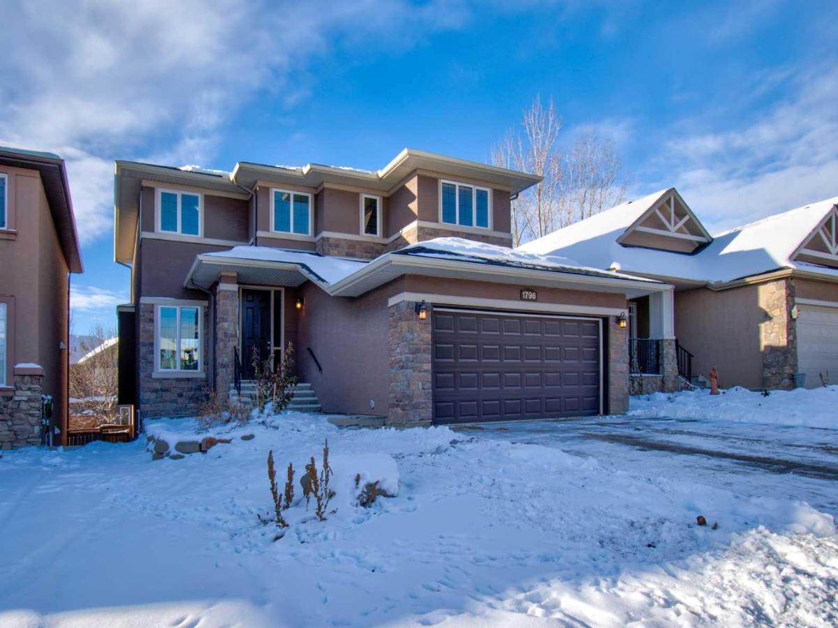 1796 Panatella Boulevard NW Calgary AB T3K 0M7 MLS #A2272624 MLS #A2272624 image #0