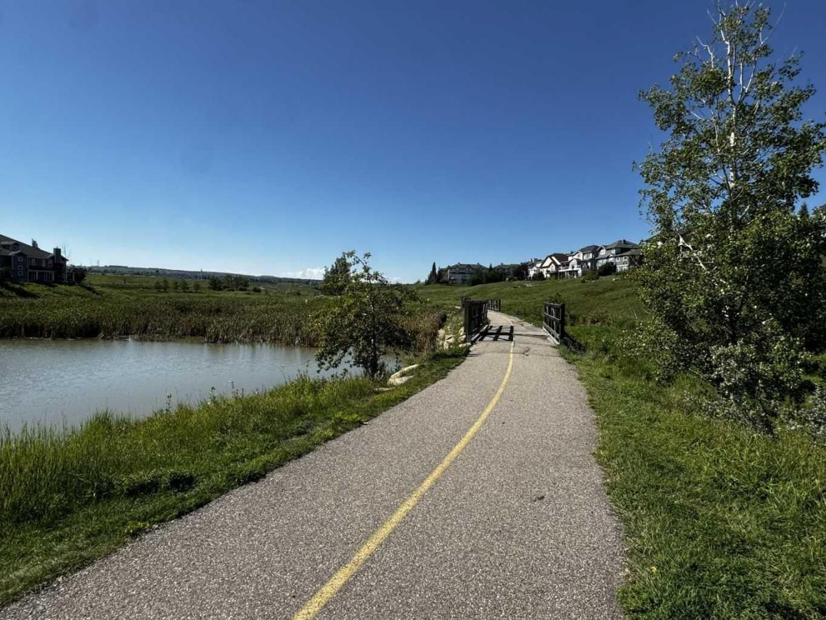 111 Hidden Creek Cove NW Calgary AB T3A 6L8 MLS #A2273272 MLS #A2273272 image #0