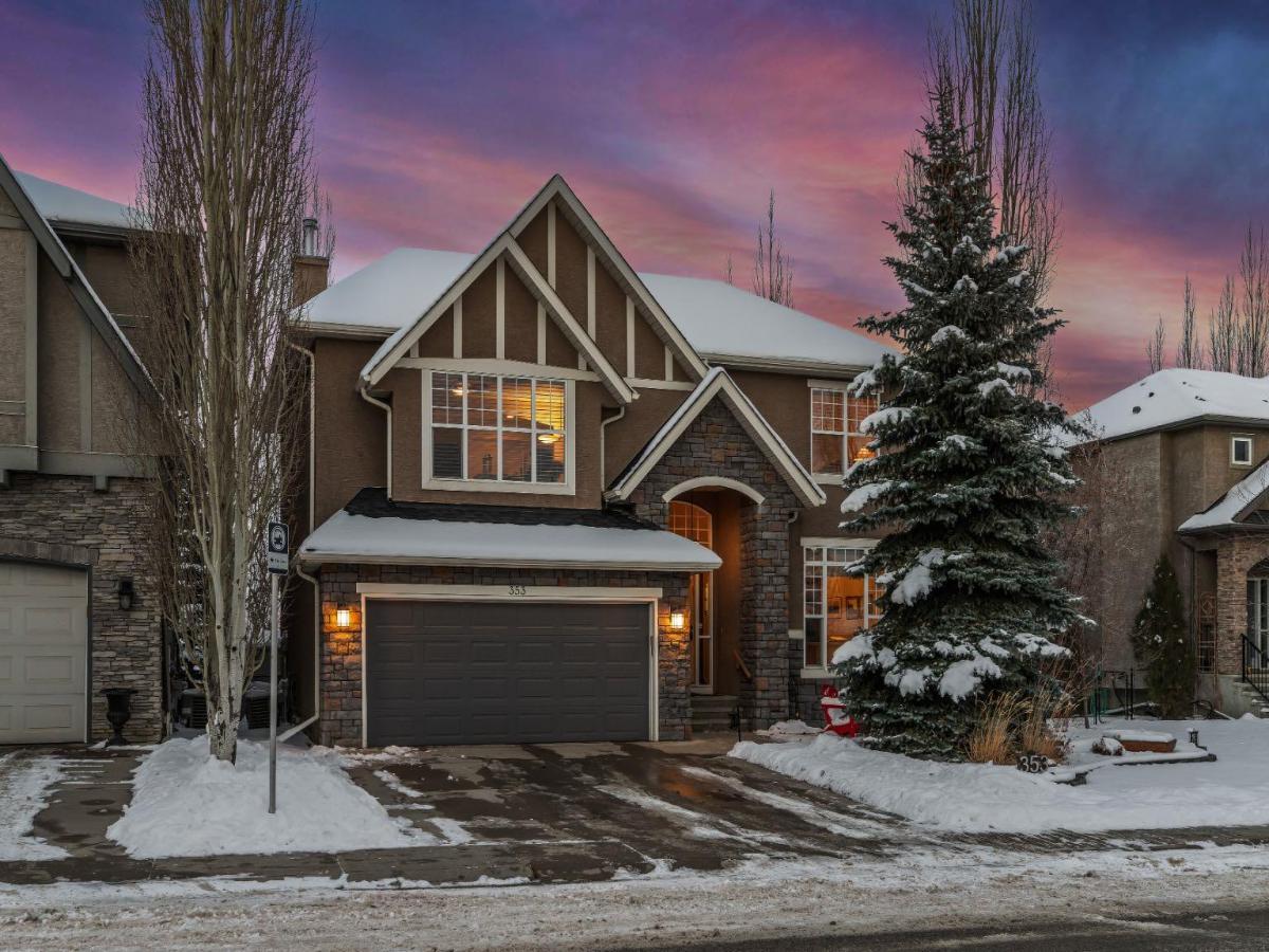 353 Discovery Ridge Boulevard SW Calgary AB T3H 5T6 MLS #A2273818 MLS #A2273818 image #0
