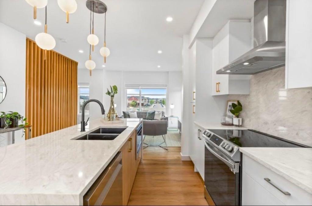 MLS #A2273906 image #0