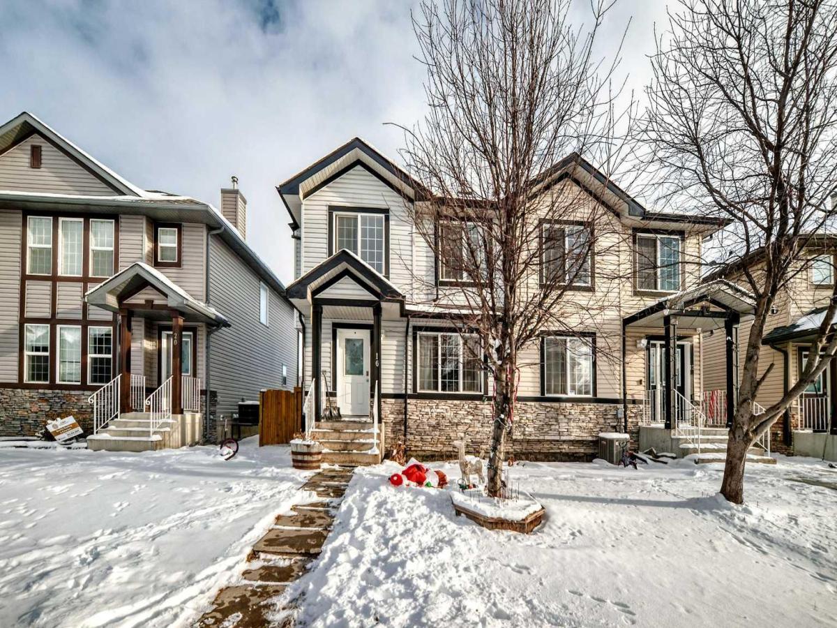 16 SADDLEBROOK Place NE Calgary AB T3J5M3 MLS #A2273911 MLS #A2273911 image #0