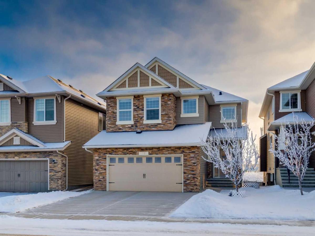 70 Nolancliff Crescent NW Calgary AB T3R 0S6 MLS #A2277183 MLS #A2277183 image #0