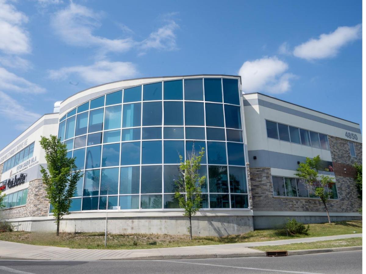Retail Properties MLS #A2280929 image #0