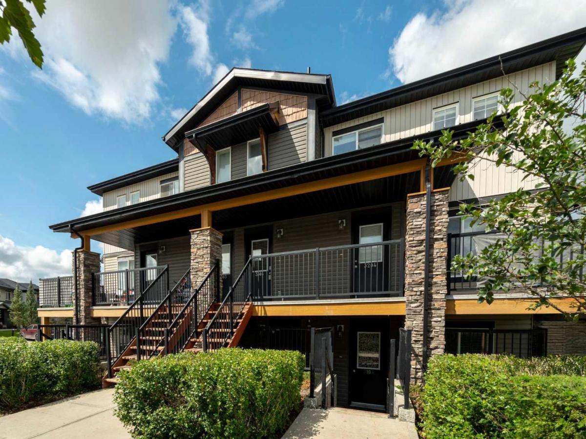 3304, 2781 Chinook Winds Drive SW Airdrie AB T4B3S5 | MLS #A2285641 MLS #A2285641 image #0