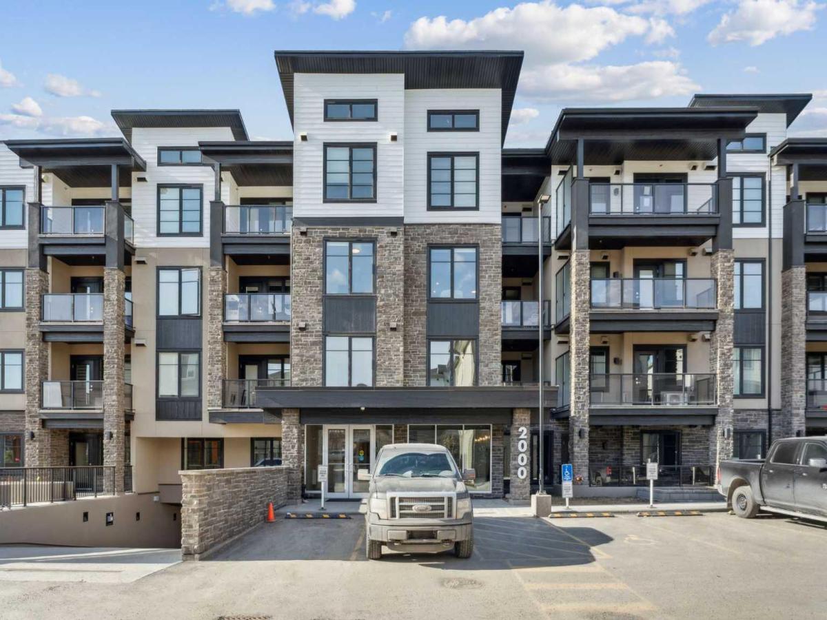 2307, 2117 81 Street SW Calgary AB T2H6H5 | MLS #A2286599 MLS #A2286599 image #0