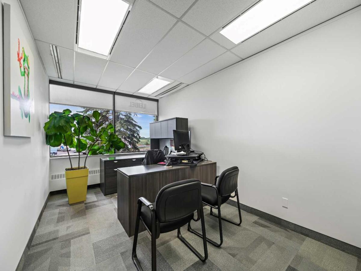 101, 2816 11 Street NE Calgary AB T2E 7S7 | MLS #A2290430 MLS #A2290430 image #0