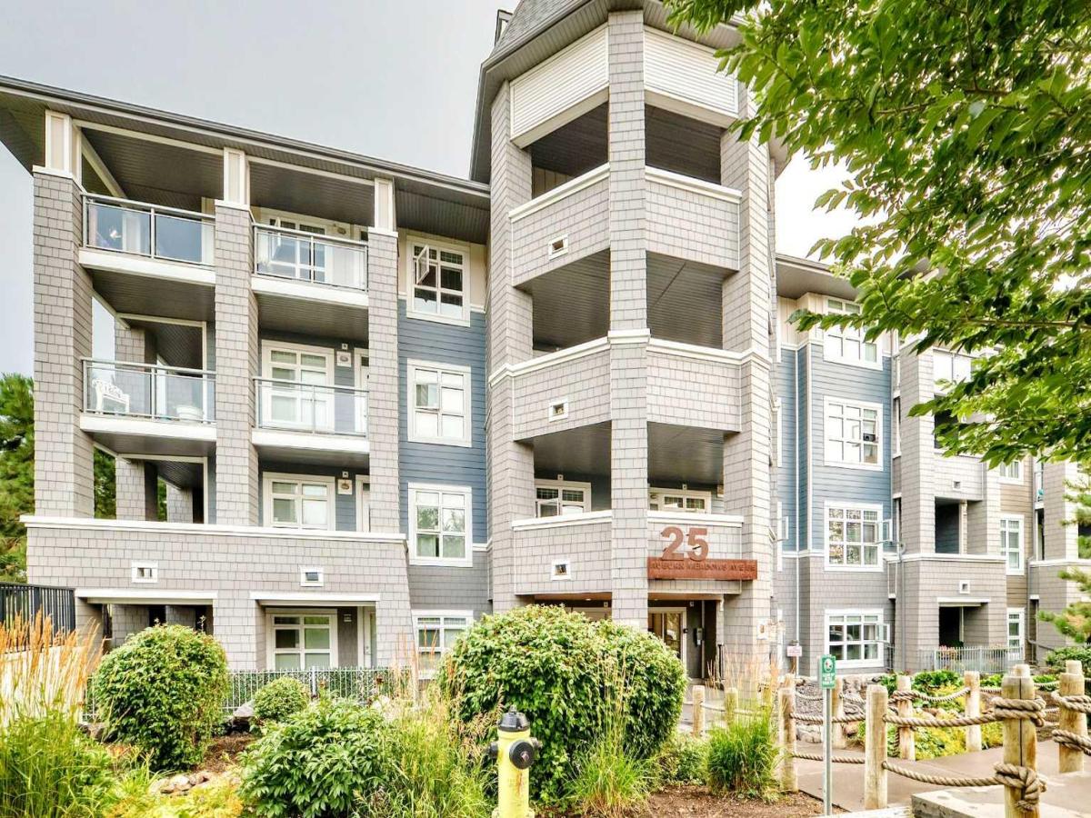 426, 25 Auburn Meadows Avenue SE Calgary AB T3M2L3 | MLS #A2293199 MLS #A2293199 image #0