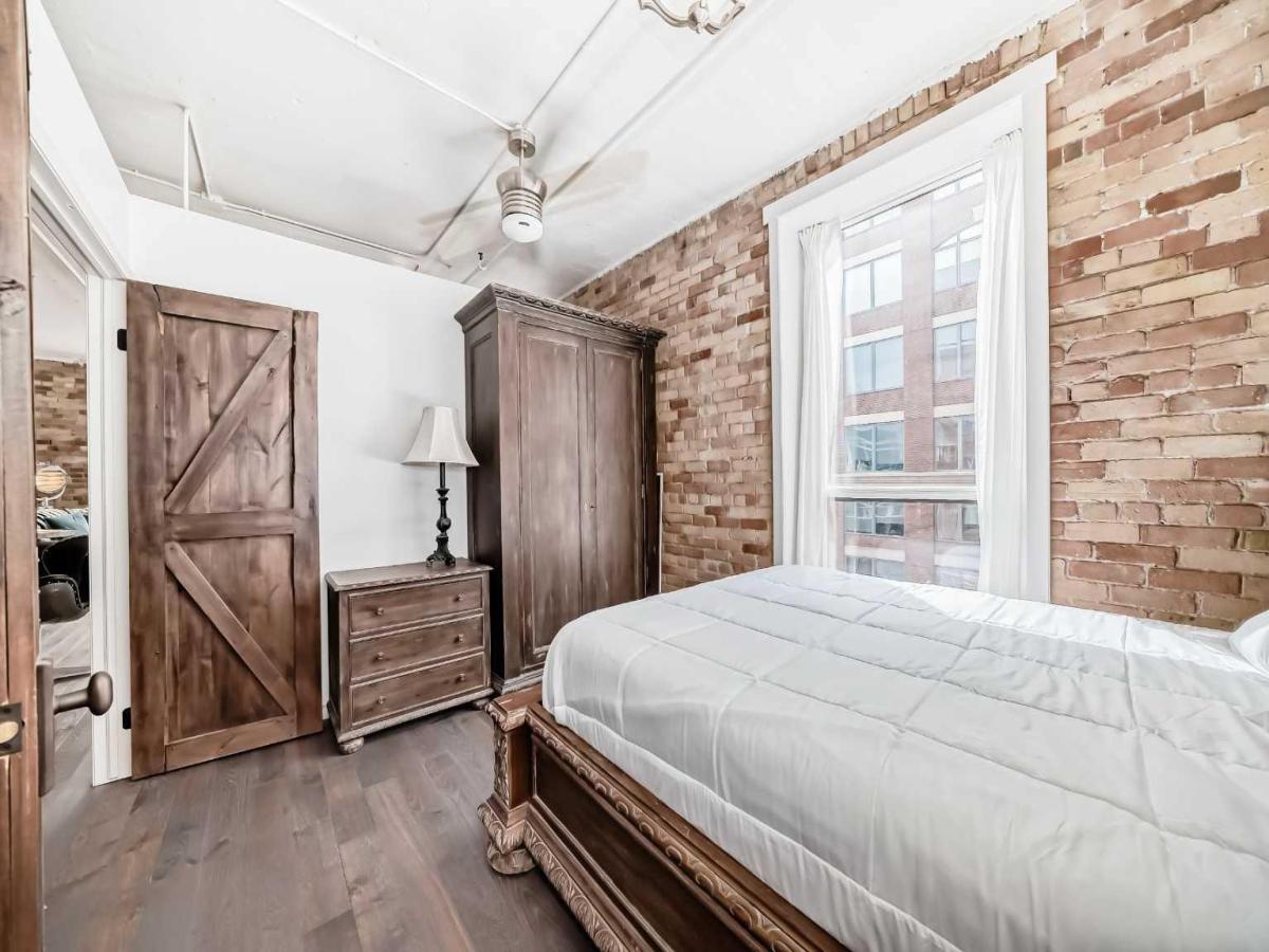 402, 240 11 Avenue SW Calgary AB T2R 0C3 | MLS #A2295573 MLS #A2295573 image #0