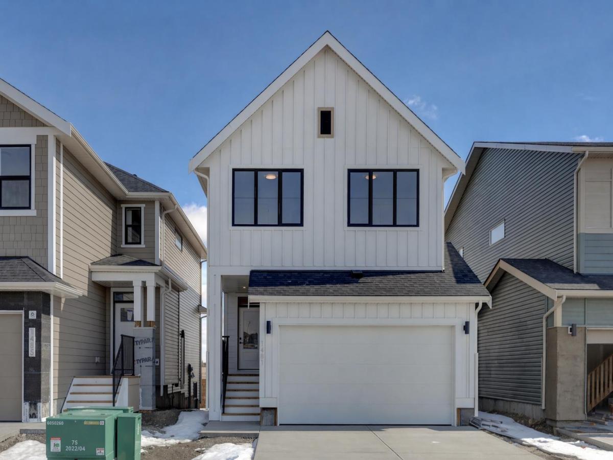 1481 South Point Villas SW Airdrie AB T4B 5P2 | MLS #A2303379 MLS #A2303379 image #0