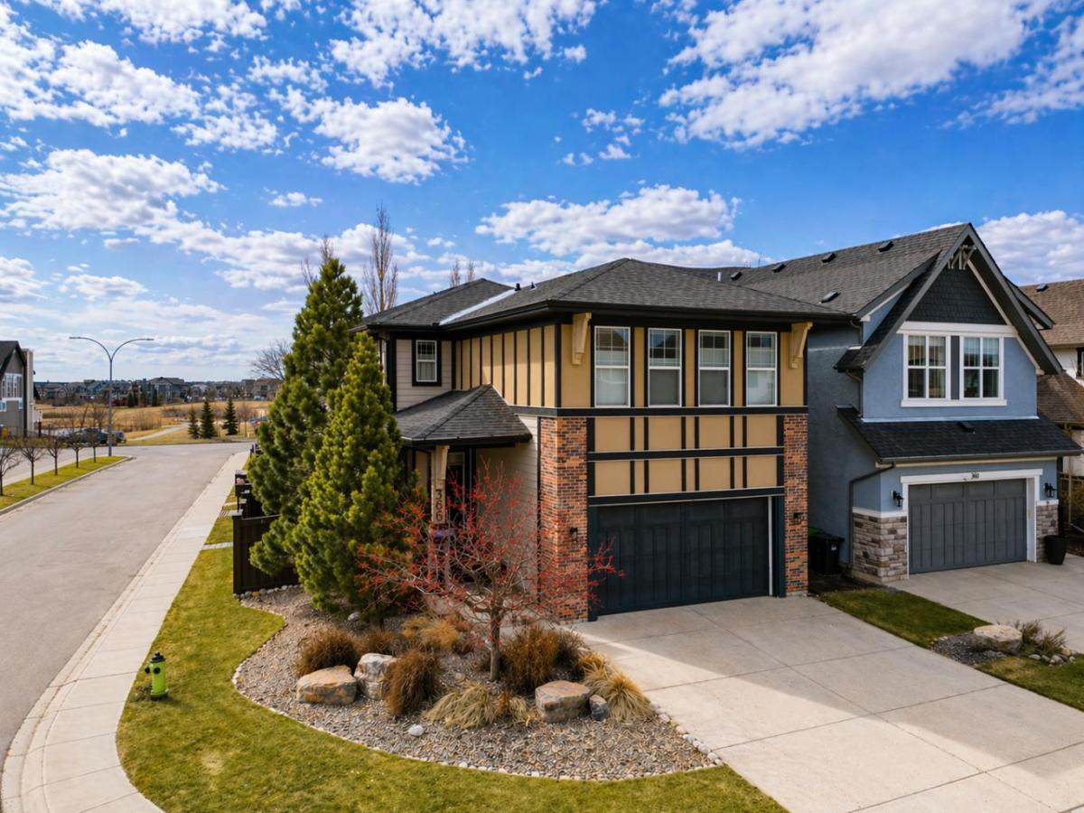 366 Mahogany Boulevard SE Calgary AB T3M 1M9 | MLS #A2303512 MLS #A2303512 image #0
