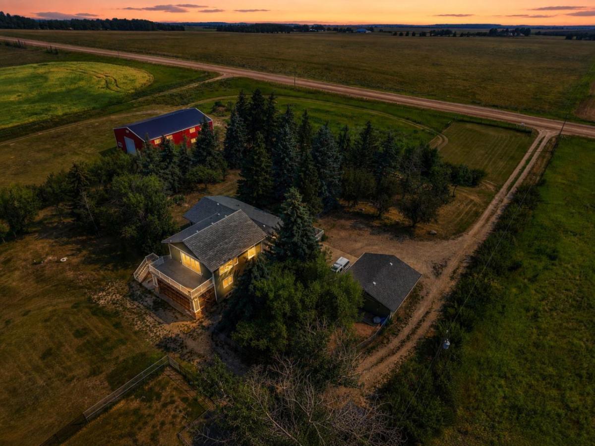 245001 Range Road 280 Rural Rocky View County AB T1z 0X1 | MLS #A2305254 MLS #A2305254 image #0