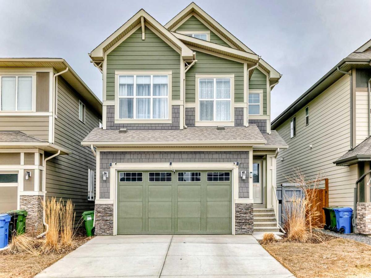 164 Magnolia Terrace SE Calgary AB T3M 3N2 | MLS #A2307464 MLS #A2307464 image #0