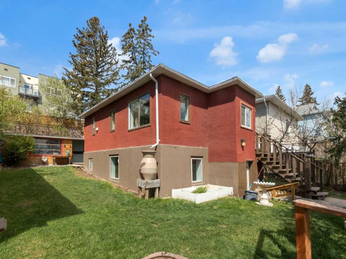 4007 Centre A Street NE Calgary AB T2E 3A7 | MLS #A2315543 MLS #A2315543 image #0