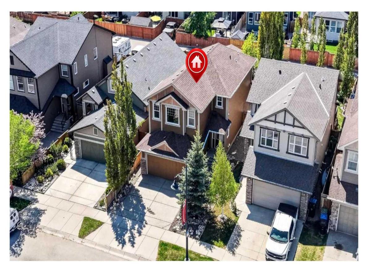 127 Legacy Circle SE Calgary AB T2X 0W9 | MLS #A2316003 MLS #A2316003 image #0