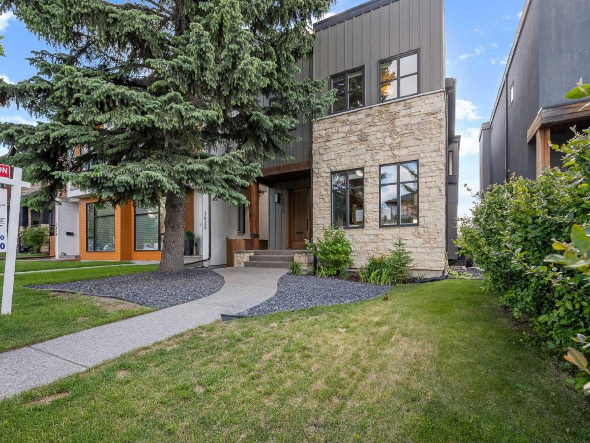 5024 21 Street SW Calgary AB T2T 5B8 | MLS #A2318413 MLS #A2318413 image #0