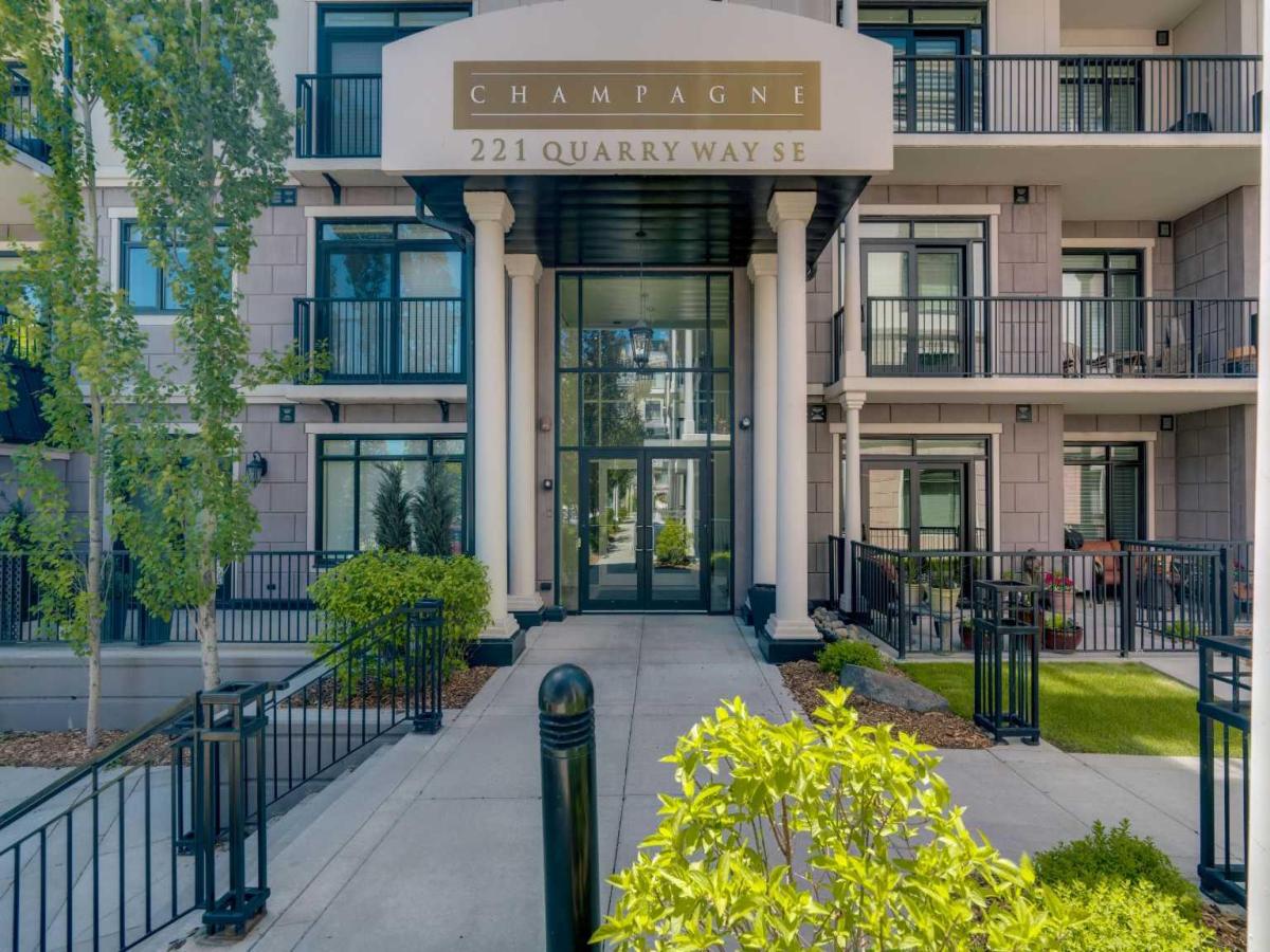 104, 221 Quarry Way SE Calgary AB T2C 5M7 | MLS #A2318488 MLS #A2318488 image #0