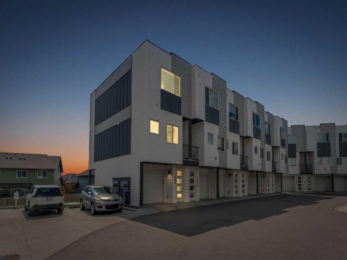 406, 101 Panatella Square NW Calgary AB T3K 2R9 | MLS #A2319099 MLS #A2319099 image #0