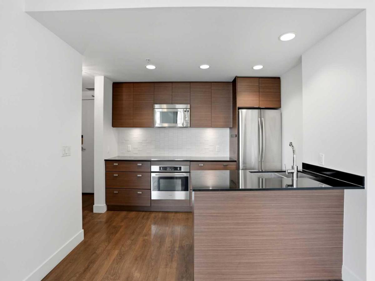 401, 1500 7 Street SW Calgary AB T2R 0A7 | MLS #A2320654 MLS #A2320654 image #0