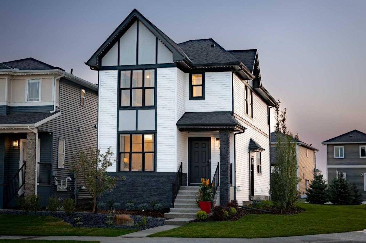 461 Rosemary Gardens SE Calgary AB T3S 0E9 | MLS #A2322507 MLS #A2322507 image #0